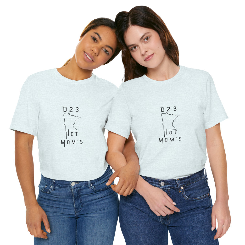 Minnesota Hot Mom's Tee — 2026 Racing Schedule Back Print T‑Shirt