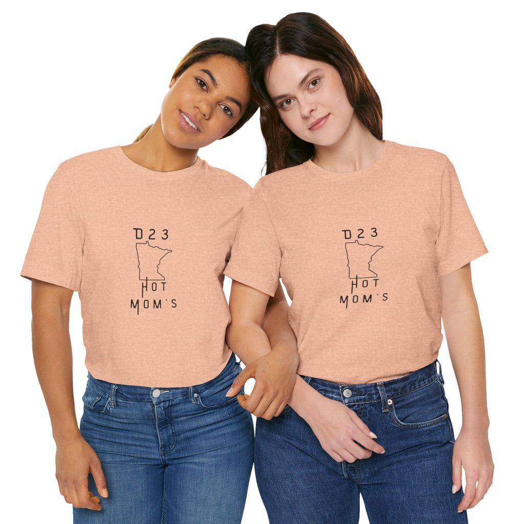 Minnesota Hot Mom's Tee — 2026 Racing Schedule Back Print T‑Shirt