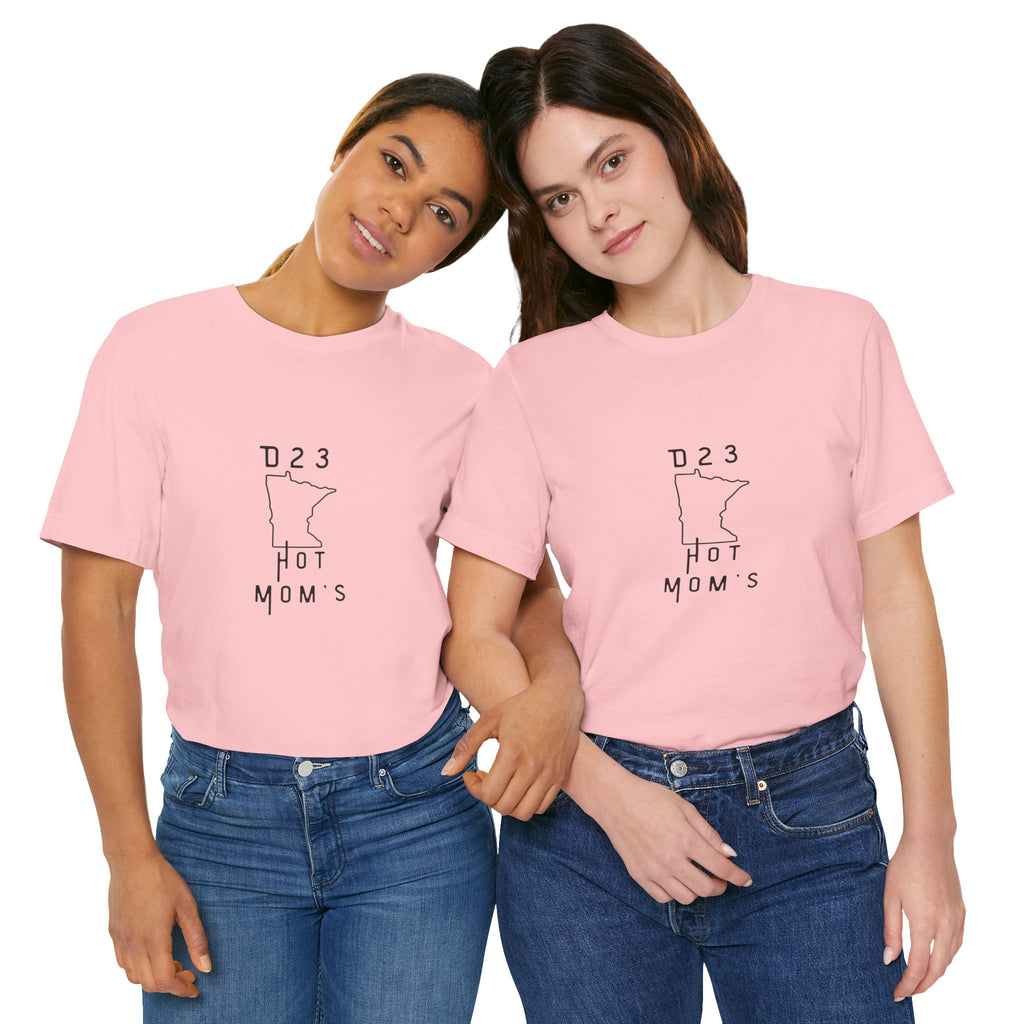 Minnesota Hot Mom's Tee — 2026 Racing Schedule Back Print T‑Shirt